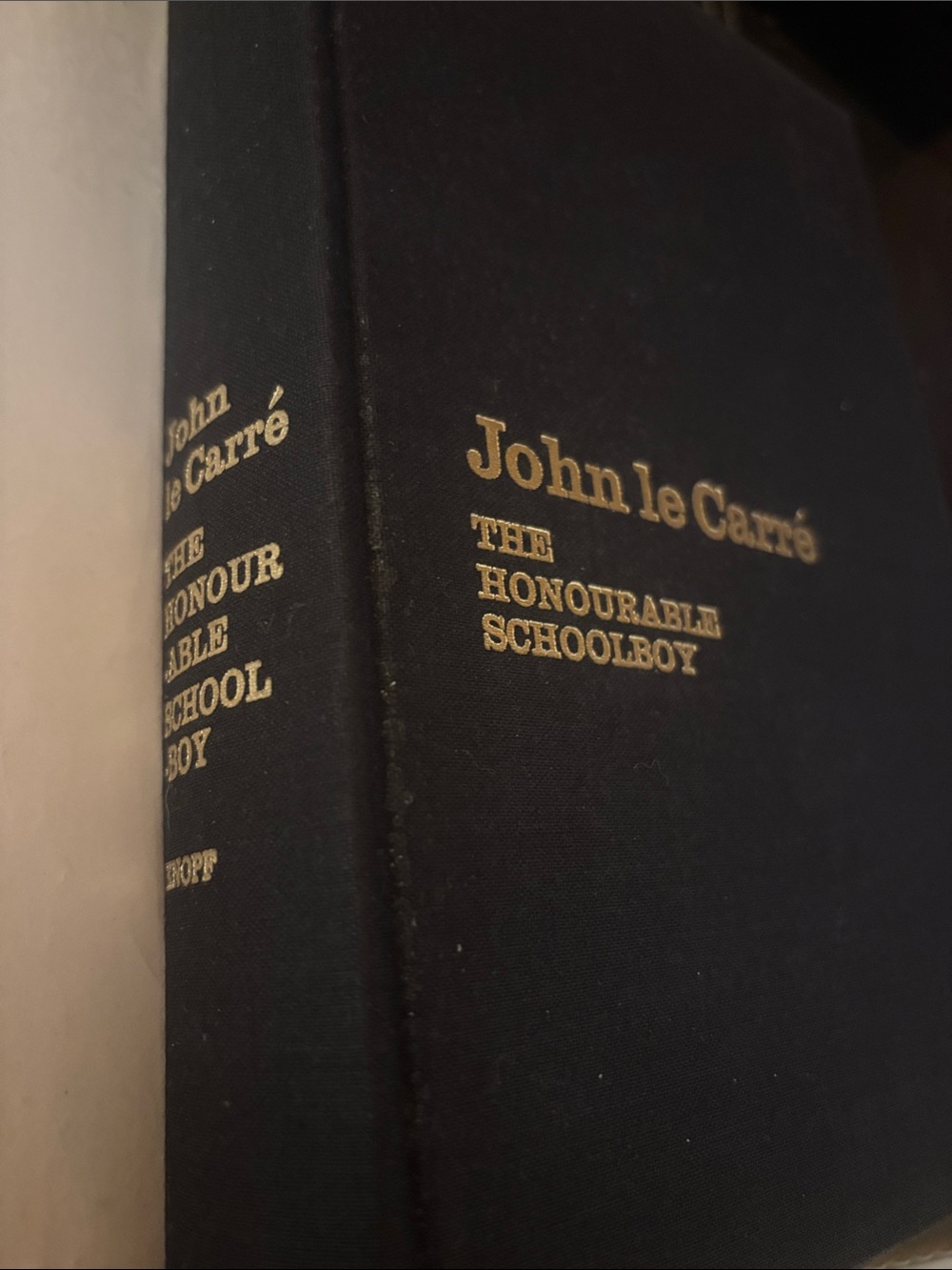 The Honourable Schoolboy by John le Carre 1977 HC/DJ 1st Edition Hardcover